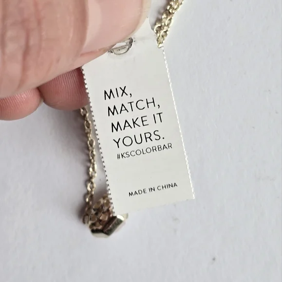 Kendra Scott Davie Rose Quartz Necklace - Picture 4 of 9